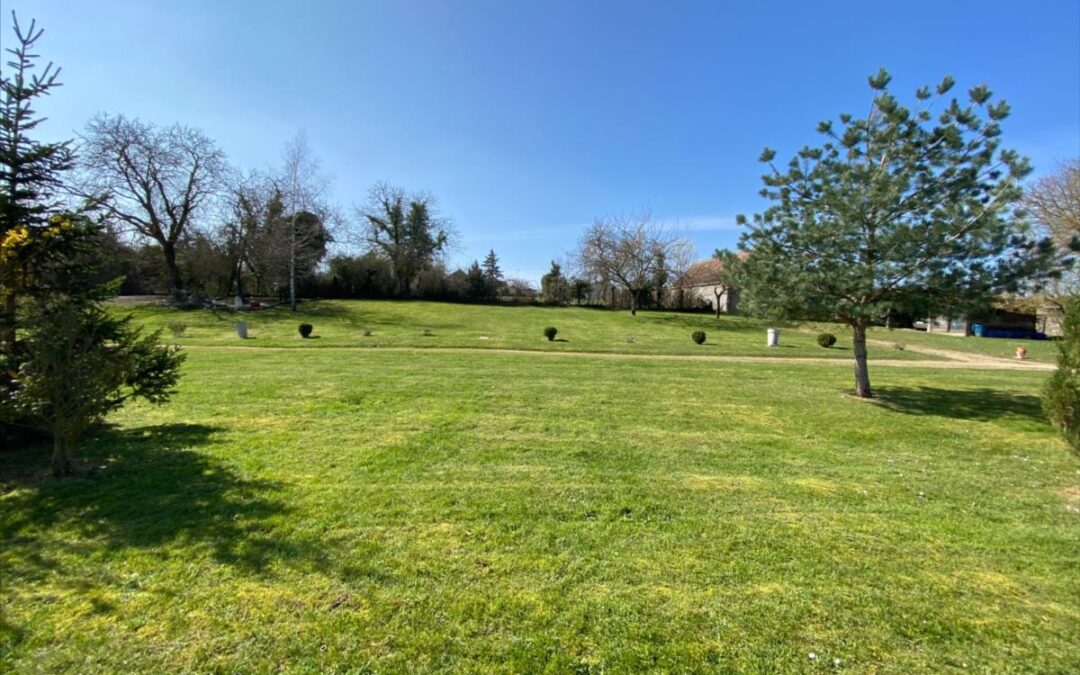 Terrain à bâtir CHAMPIGNY
